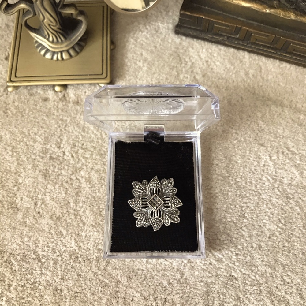Vintage Sterling Silver Brooch